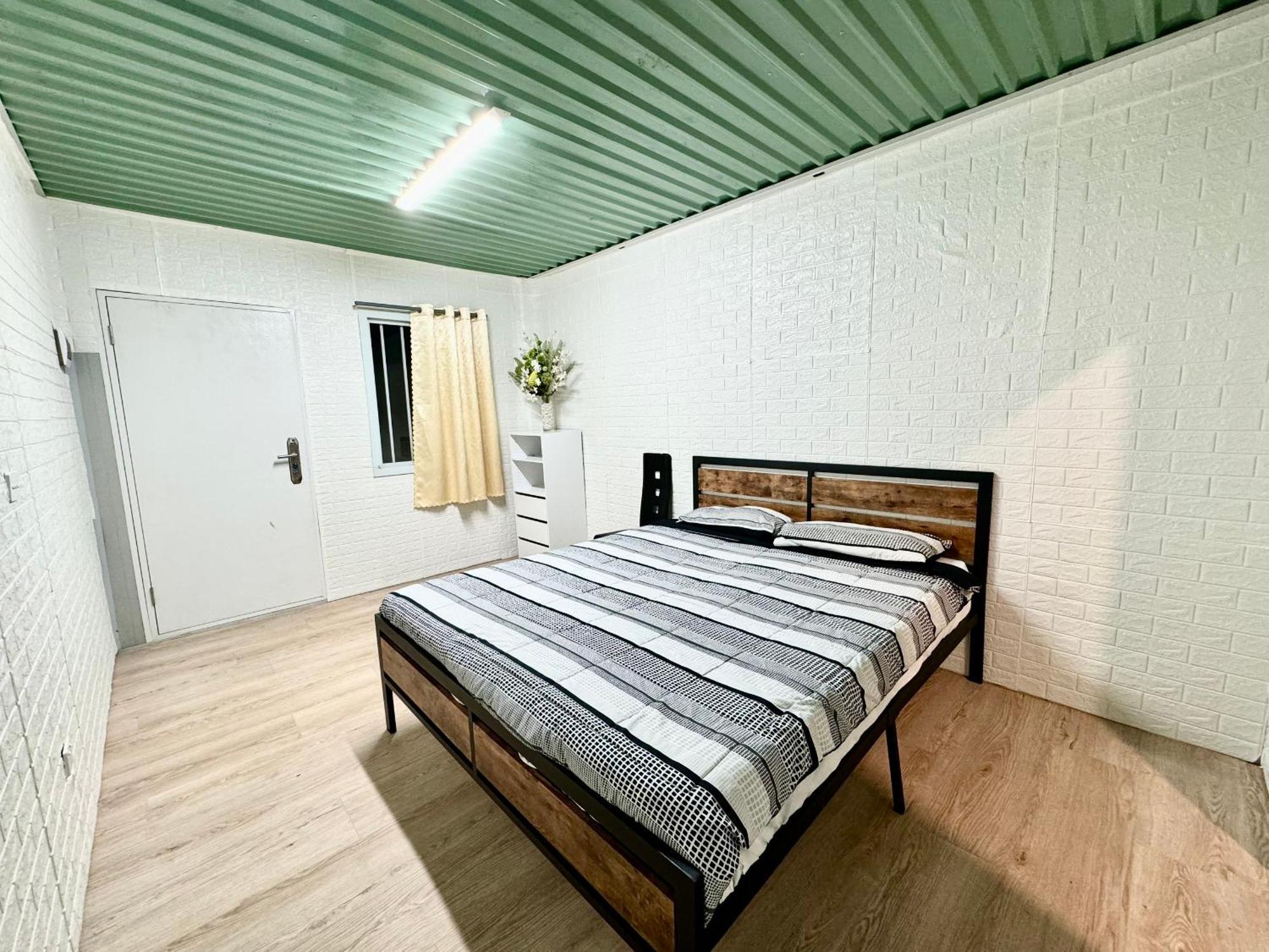 Private Cabin In Central Auckland Exteriör bild